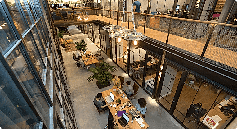 Kolektiflilerle bir arada, en tutkulu ve ilham veren çalışma deneyimini paylaş.