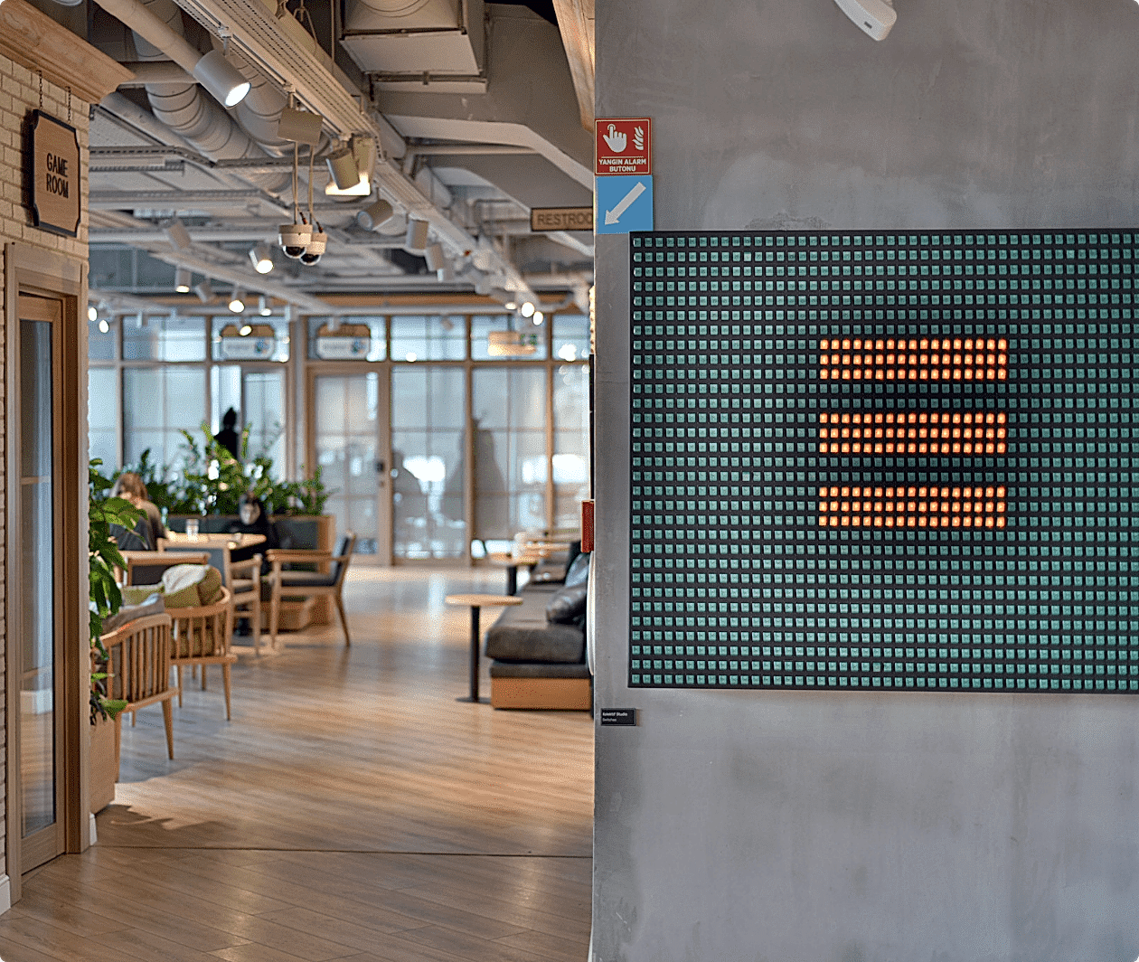 Maslak’ın merkezinde, tasarımı ve konforlu mekanlarıyla ilham veren bir Kolektif.